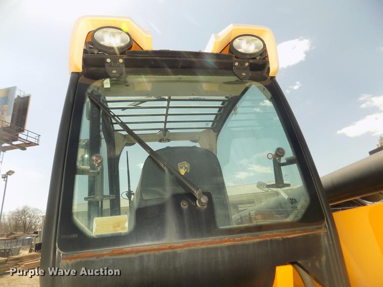image for item DD2777 2008 JCB 550-170 telehandler