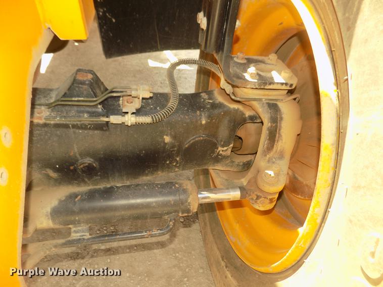 image for item DD2777 2008 JCB 550-170 telehandler