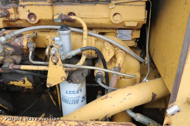 image for item DD4204 1984 Caterpillar 120G motor grader