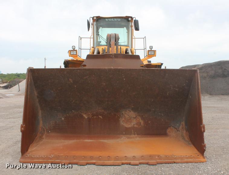image for item DD4951 2006 Volvo L220E wheel loader