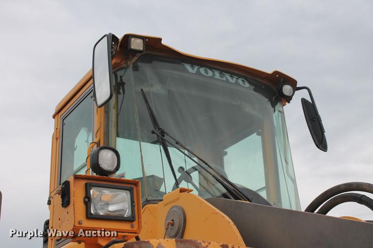 image for item DD4951 2006 Volvo L220E wheel loader