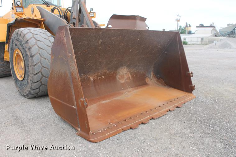 image for item DD4951 2006 Volvo L220E wheel loader