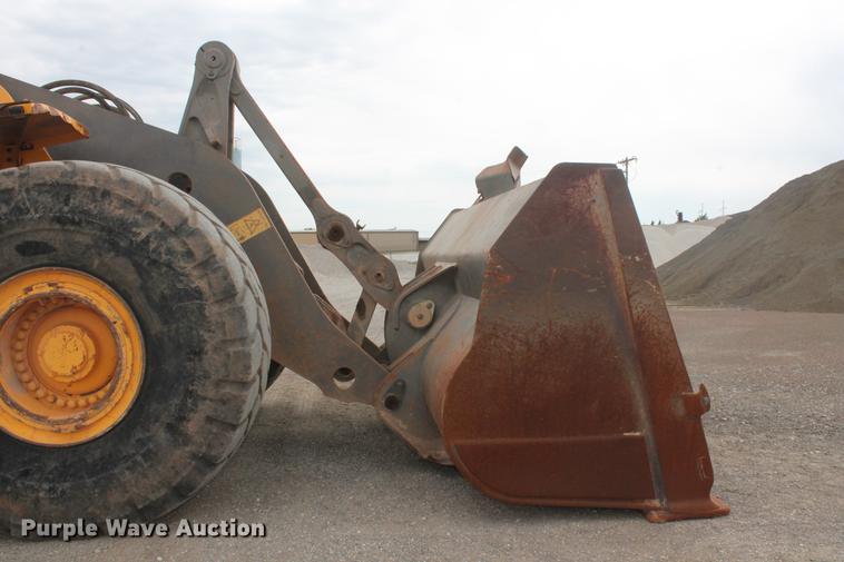 image for item DD4951 2006 Volvo L220E wheel loader