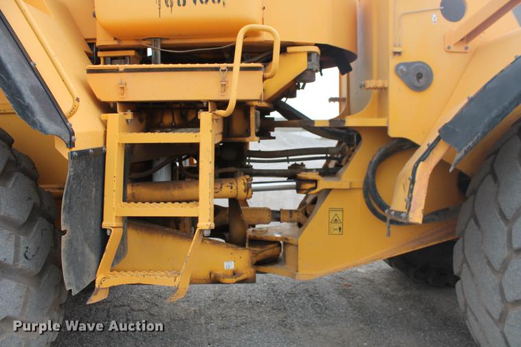 image for item DD4951 2006 Volvo L220E wheel loader