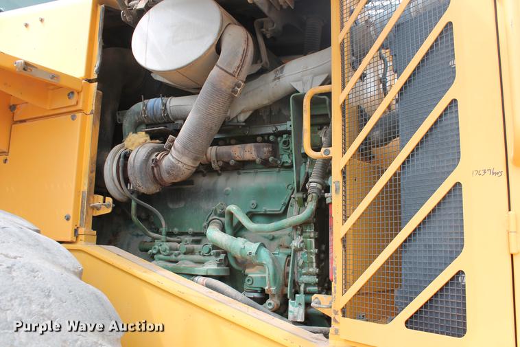 image for item DD4951 2006 Volvo L220E wheel loader