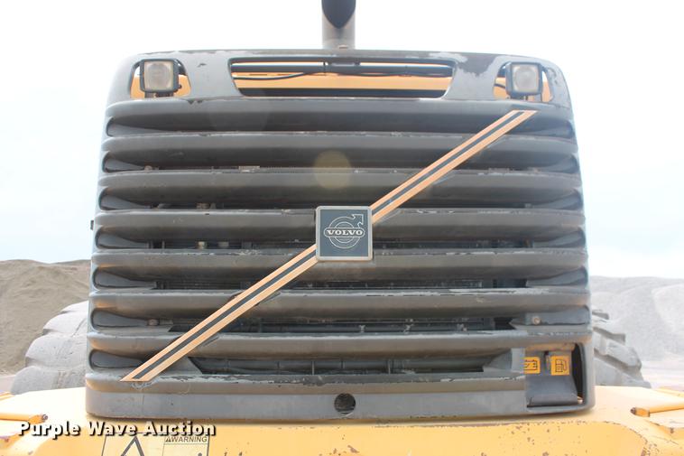 image for item DD4951 2006 Volvo L220E wheel loader