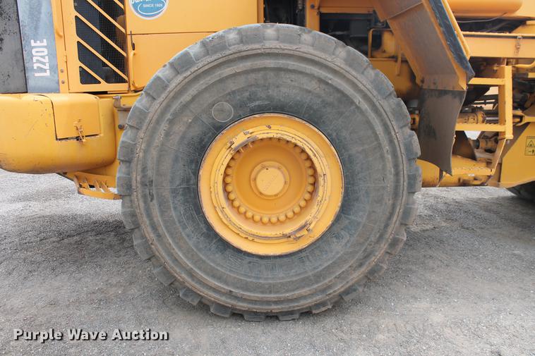 image for item DD4951 2006 Volvo L220E wheel loader