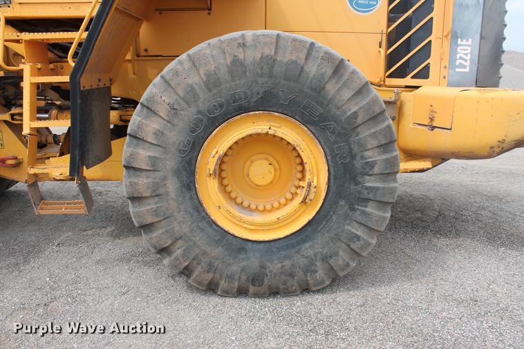 image for item DD4951 2006 Volvo L220E wheel loader