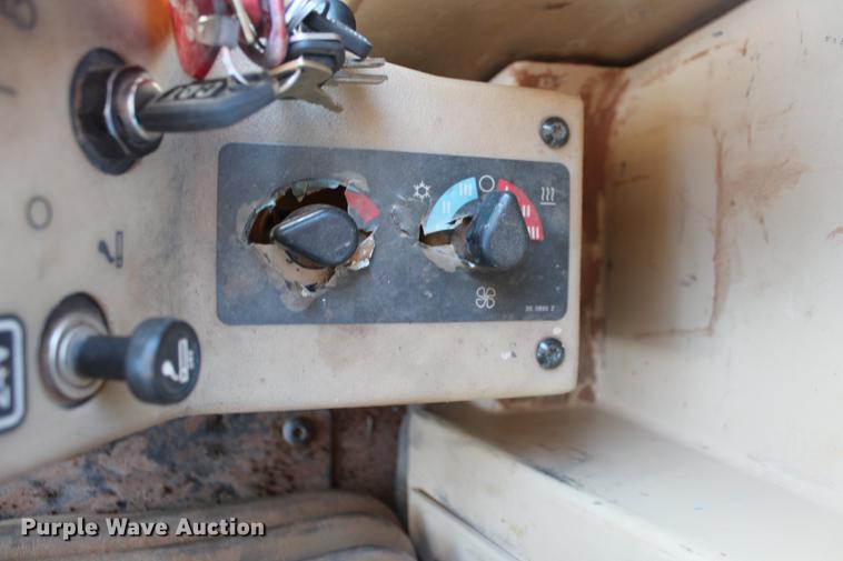 image for item DD4953 2006 Caterpillar 140H VHP Plus motor grader