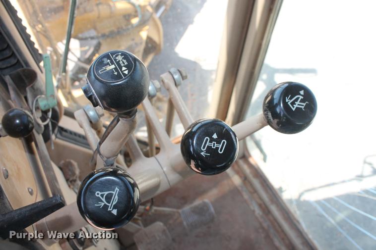 image for item DD4953 2006 Caterpillar 140H VHP Plus motor grader