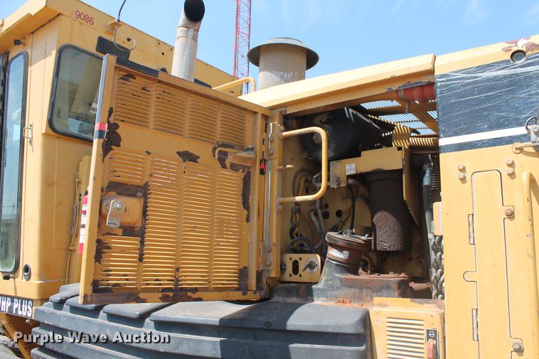 image for item DD4953 2006 Caterpillar 140H VHP Plus motor grader