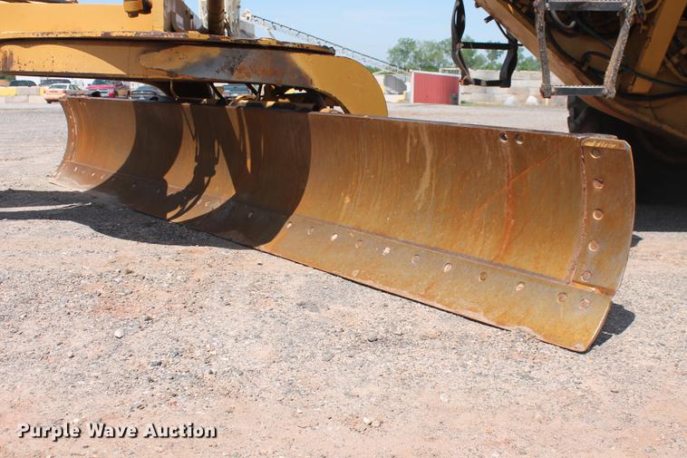 image for item DD4953 2006 Caterpillar 140H VHP Plus motor grader