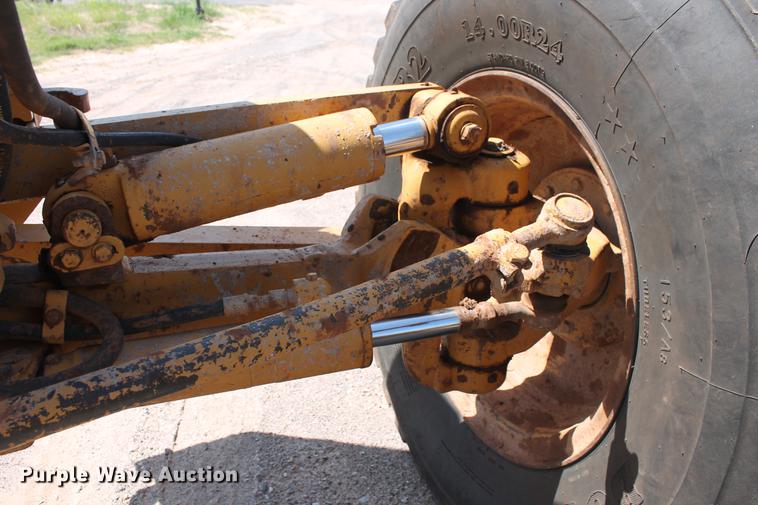 image for item DD4953 2006 Caterpillar 140H VHP Plus motor grader