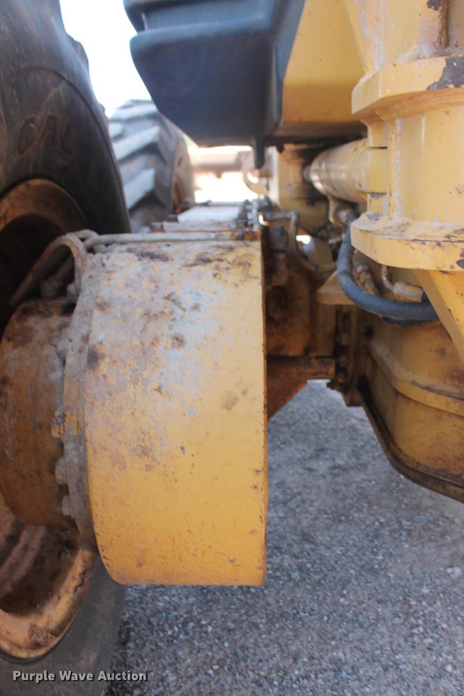 image for item DD4953 2006 Caterpillar 140H VHP Plus motor grader