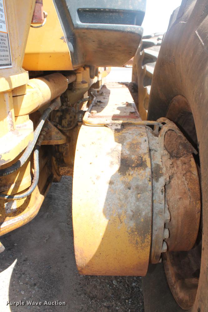 image for item DD4953 2006 Caterpillar 140H VHP Plus motor grader