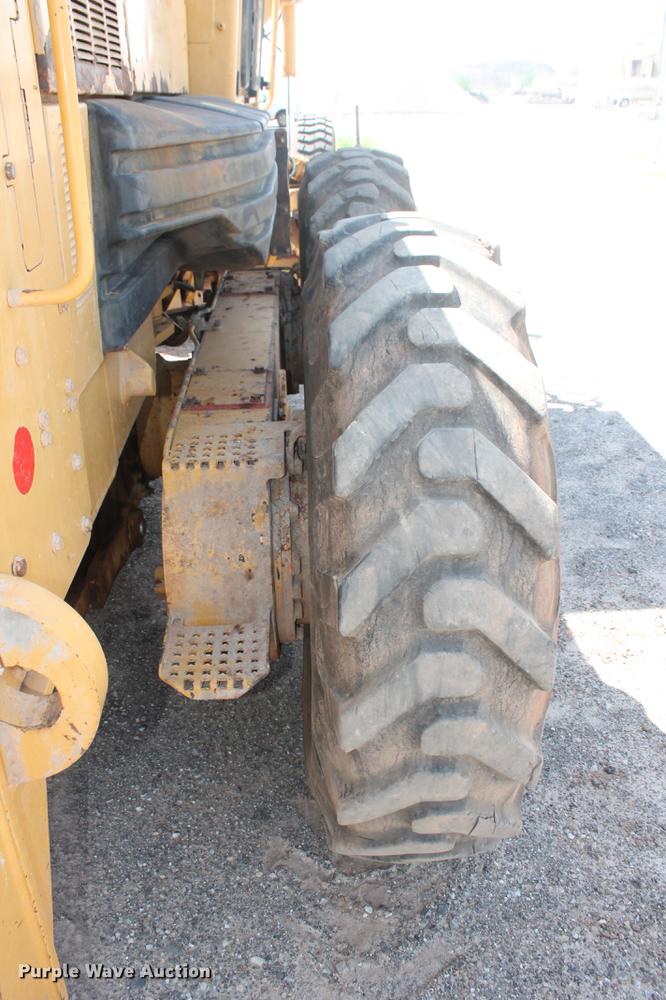 image for item DD4953 2006 Caterpillar 140H VHP Plus motor grader