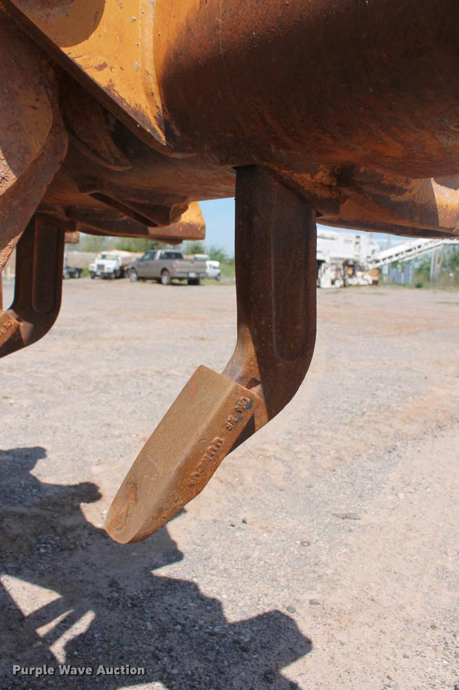 image for item DD4953 2006 Caterpillar 140H VHP Plus motor grader