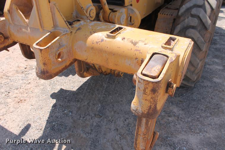 image for item DD4953 2006 Caterpillar 140H VHP Plus motor grader