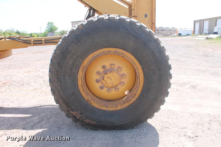image for item DD4953 2006 Caterpillar 140H VHP Plus motor grader