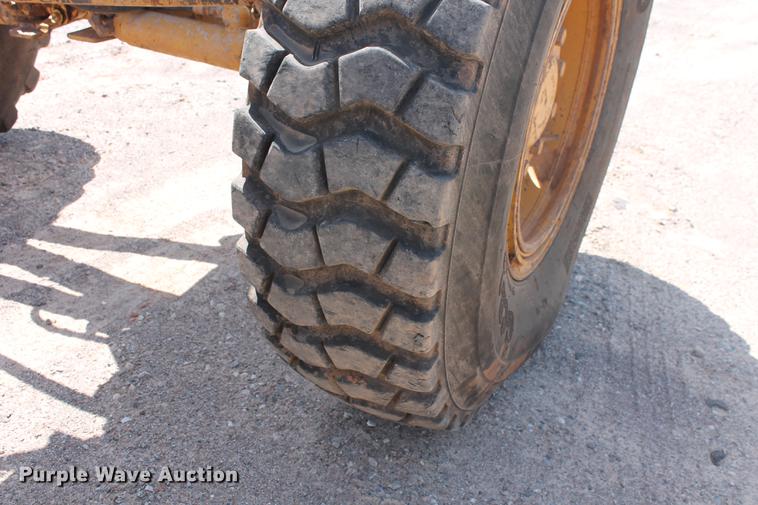 image for item DD4953 2006 Caterpillar 140H VHP Plus motor grader