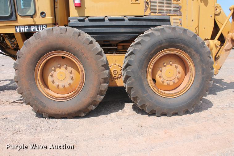 image for item DD4953 2006 Caterpillar 140H VHP Plus motor grader