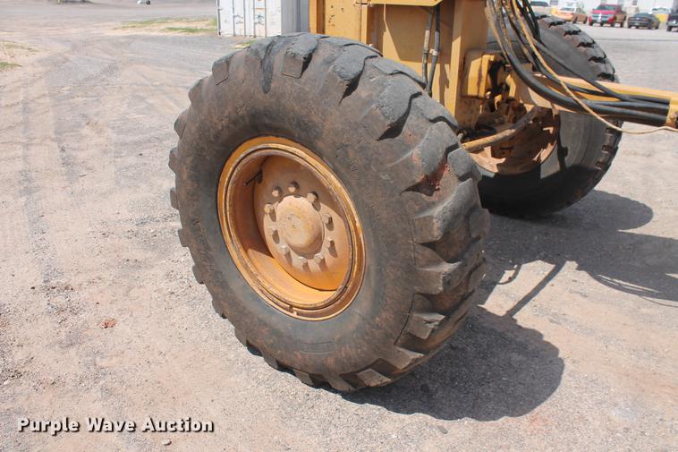 image for item DD4953 2006 Caterpillar 140H VHP Plus motor grader