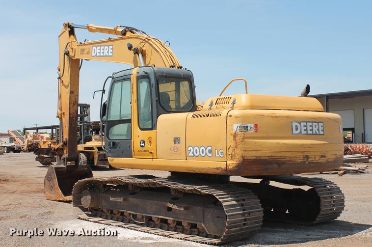 image for item DD4955 2005 John Deere 200C LC excavator