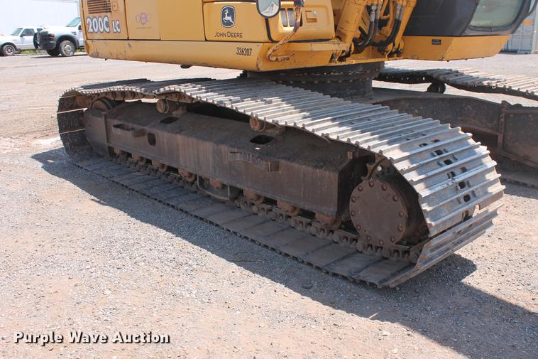 image for item DD4955 2005 John Deere 200C LC excavator