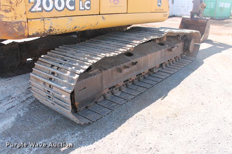 image for item DD4955 2005 John Deere 200C LC excavator