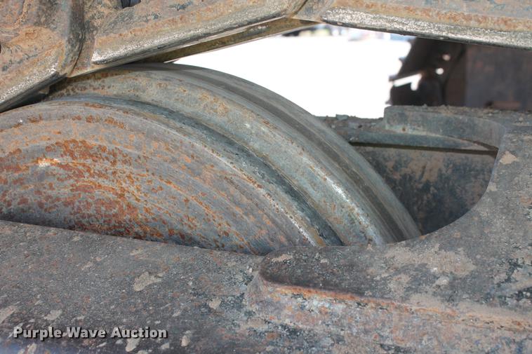 image for item DD4955 2005 John Deere 200C LC excavator