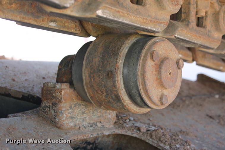 image for item DD4955 2005 John Deere 200C LC excavator