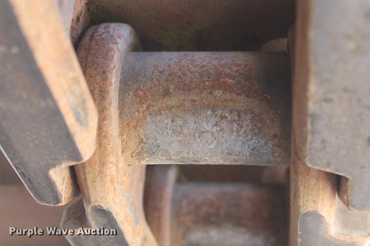 image for item DD4955 2005 John Deere 200C LC excavator