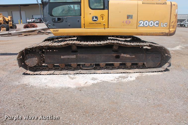 image for item DD4955 2005 John Deere 200C LC excavator