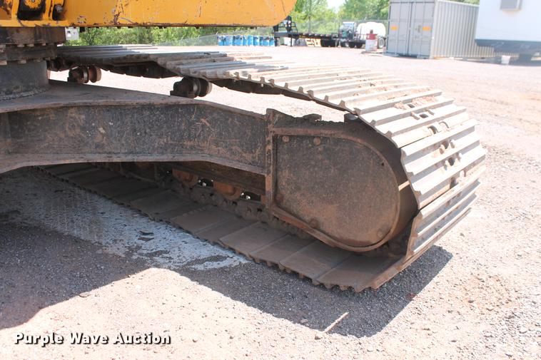 image for item DD4955 2005 John Deere 200C LC excavator