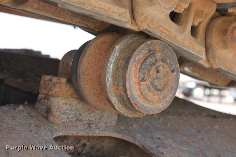 image for item DD4955 2005 John Deere 200C LC excavator