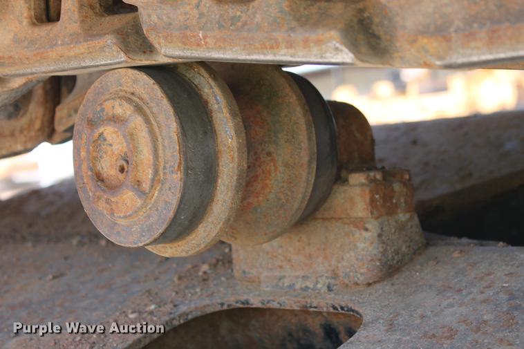 image for item DD4955 2005 John Deere 200C LC excavator