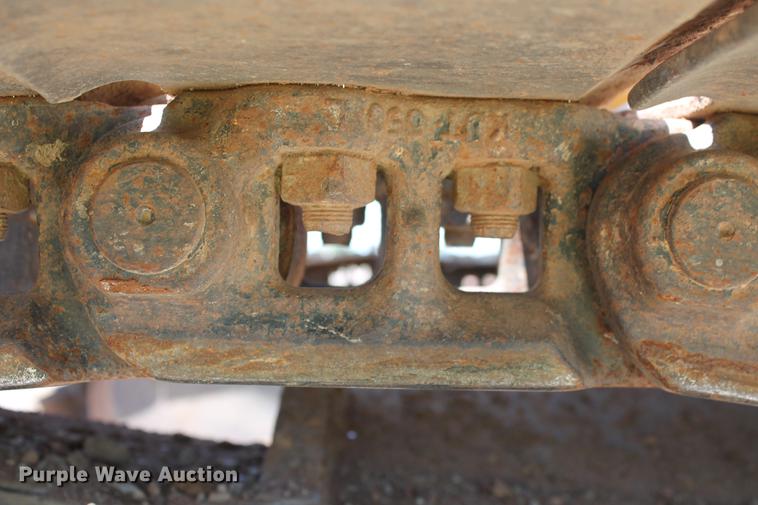 image for item DD4955 2005 John Deere 200C LC excavator