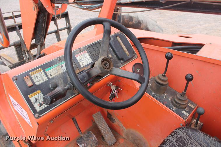 image for item DD4956 2004 Sky Trak 6042 telehandler