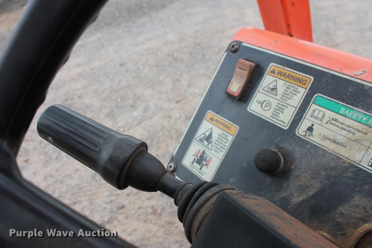 image for item DD4956 2004 Sky Trak 6042 telehandler