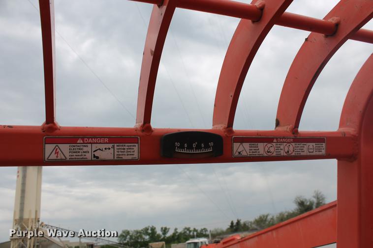 image for item DD4956 2004 Sky Trak 6042 telehandler