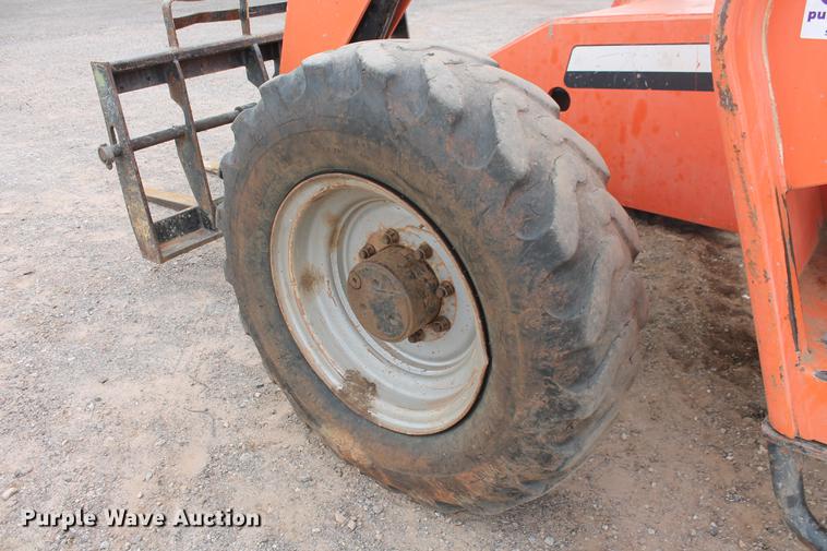 image for item DD4956 2004 Sky Trak 6042 telehandler