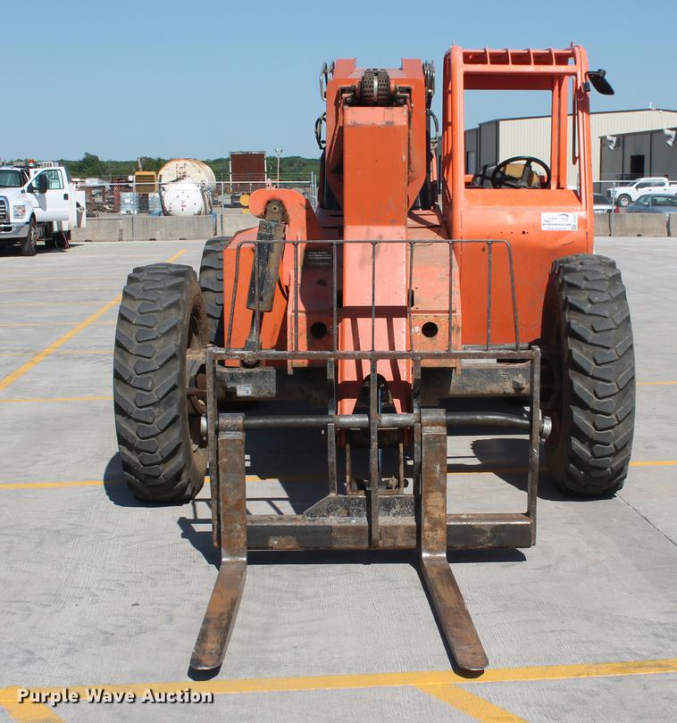 image for item DD4957 2007 Sky Trak 6036 telehandler