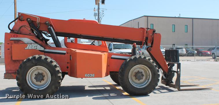 image for item DD4957 2007 Sky Trak 6036 telehandler