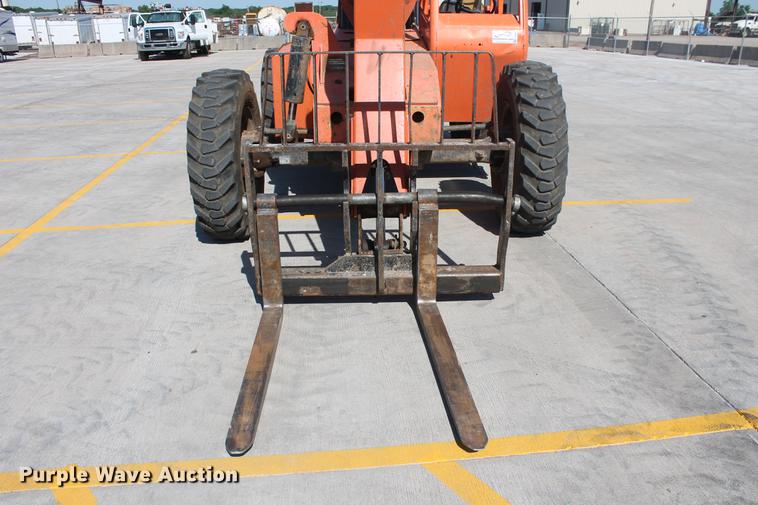 image for item DD4957 2007 Sky Trak 6036 telehandler