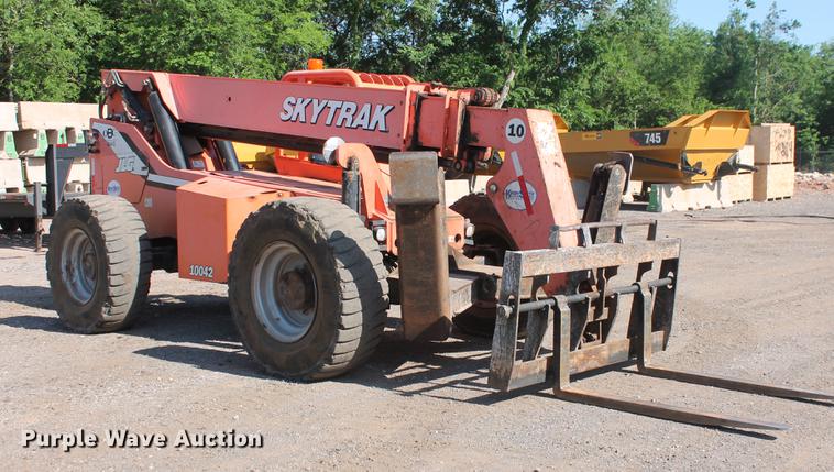 image for item DD4960 2008 Sky Trak 10042 telehandler