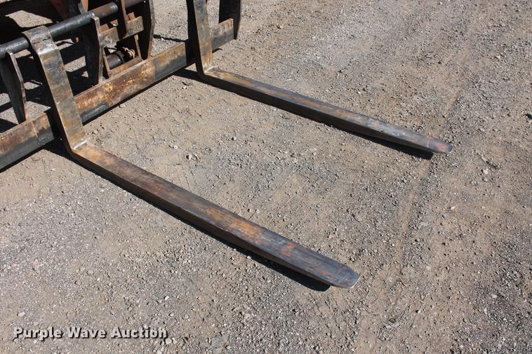 image for item DD4960 2008 Sky Trak 10042 telehandler