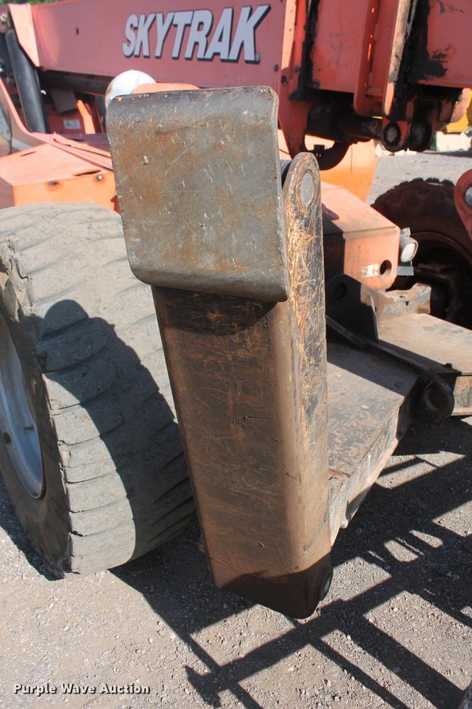 image for item DD4960 2008 Sky Trak 10042 telehandler