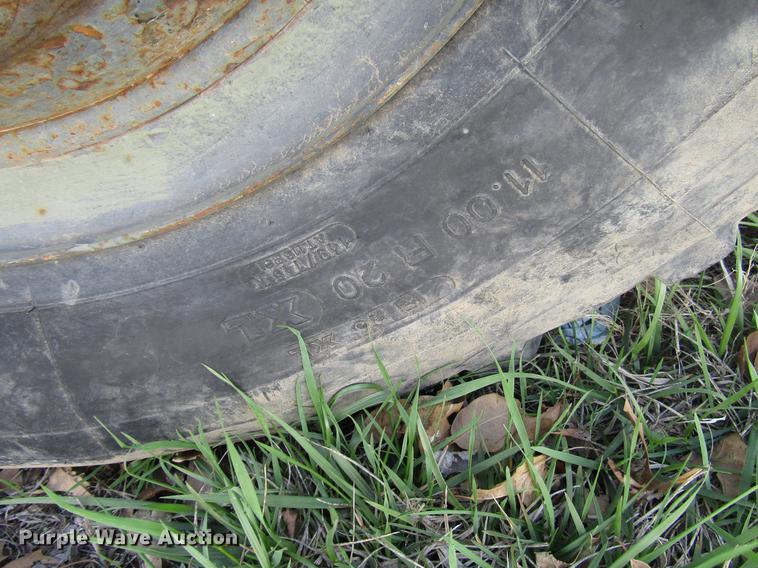 image for item DD7439 1972 Am General M817 dump truck