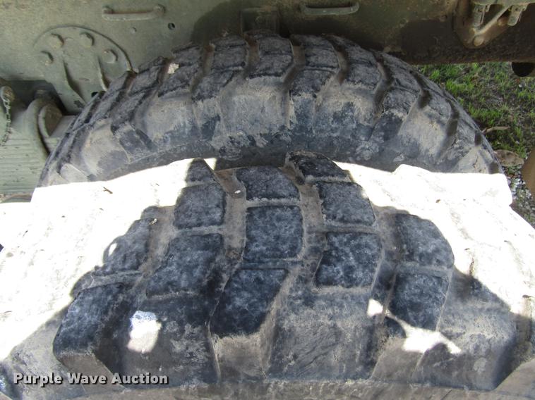 image for item DD7439 1972 Am General M817 dump truck