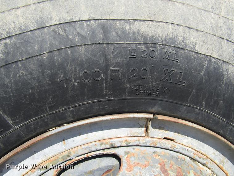 image for item DD7439 1972 Am General M817 dump truck